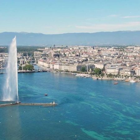 Appartement A Geneve Bagian luar foto